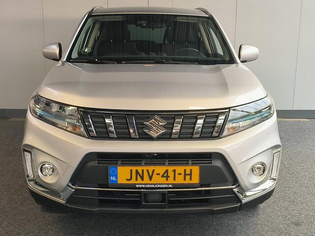 Suzuki VITARA 1.5 Hybrid Select AUTOMAAT uit 2023 Rijklaar + 12 maanden Bovag-garantie Henk Jongen Auto's in Helmond, al 50 jaar service zoals 't hoort!