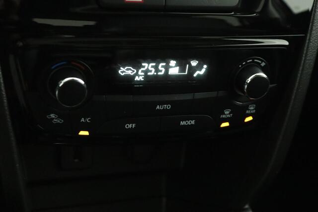 Suzuki VITARA 1.4 Boosterjet Style Smart Hybrid | Climate control | Cruise control adaptive | Navigatie | Panoramadak | Stoelverwarming | Apple carplay, Android auto | Camera |