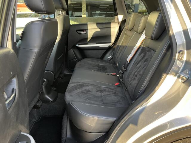 Suzuki VITARA 1.6 High Executive Automaat | Panoramisch schuif/ kanteldak | Camera | Stoelverwarming |