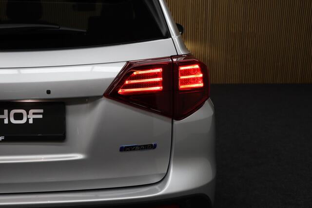 Suzuki VITARA 1.5 Hybrid Automaat Style | Panoramadak | Leder-Alcantara | Camera | Clima | Navigatie | Parkeerhulp | Adaptive-cruise | Apple Carplay & Android Auto | Keyless | Dodehoekdetectie