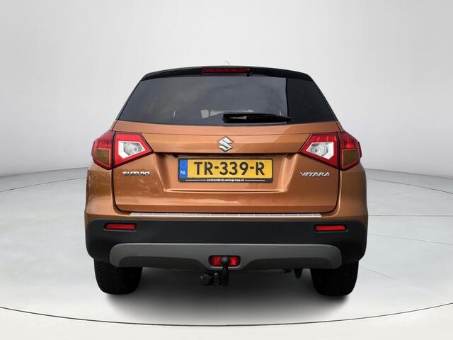 Suzuki VITARA 1.6 Exclusive Trekhaak | Verwarmbare buitenspiegels | All Seasonbanden | Achterruitrijcamera | Stoelverwarming | Cruise Control | Climate Control | Navigatiesysteem | Apple CarPlay & Android Auto | 12 maanden BOVAG garantie