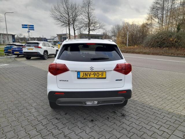 Suzuki VITARA 1.5 HYBRID STYLE AUTOMAAT PANO DAK CAMERA NAVI ADD. CRUISE