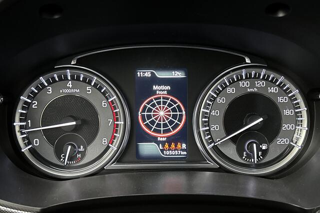 Suzuki VITARA 1.4 Boosterjet Style Smart Hybrid | Trekhaak | LED | Half lederen bekleding