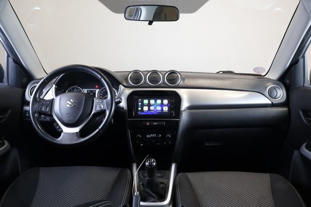 Suzuki VITARA 1.6 Exclusive - Trekhaak - AllSeason banden - Parkeercamera