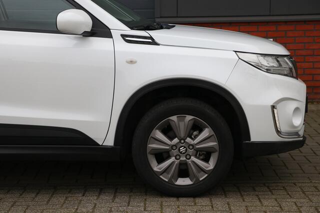Suzuki VITARA 1.5 Hybrid Select Automaat | camera | side assist | stoelverwarming