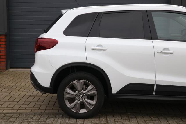 Suzuki VITARA 1.5 Hybrid Select Automaat | camera | side assist | stoelverwarming