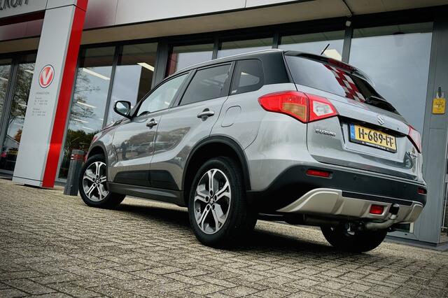 Suzuki VITARA 1.6 High Executive | SCHUIFDAK | ADAPTIEVE CRUISE | TREKHAAK
