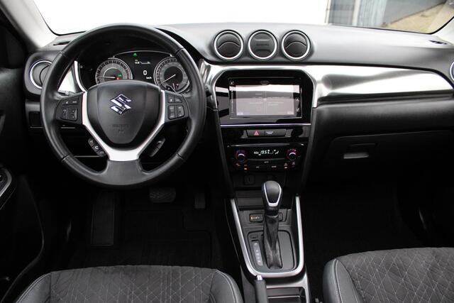 Suzuki VITARA 1.5 Hybrid Style Automaat, Panoramadak, Carplay, Stijl uitvoering!