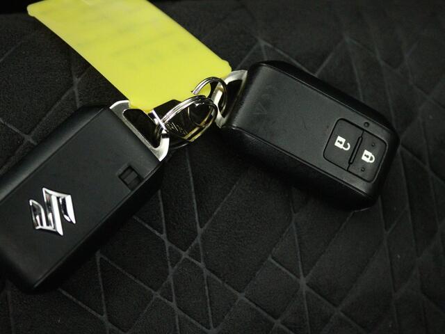 Suzuki VITARA 1.5 Hybrid Style | Automaat | Apple Carplay / Android Auto (Navigatie) | Parkeersensoren rondom | Lederen bekleding | Keyless Entry |