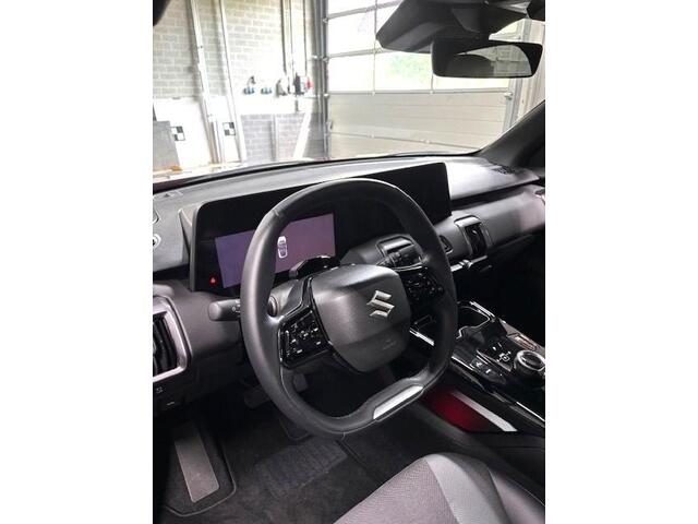 Suzuki VITARA e Select 49 kWh | "Rijd als één van de eersten in 2026 - bestel nu!" | Fabrieksgarantie 10 jaar |