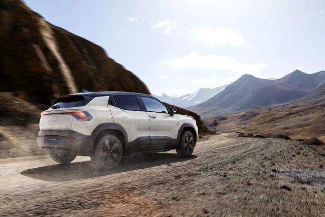 Suzuki VITARA e Style 61 kWh | INTRODUCTIE CADEAU t.w.v. ¤ 500,- | Alle kleuren leverbaar!