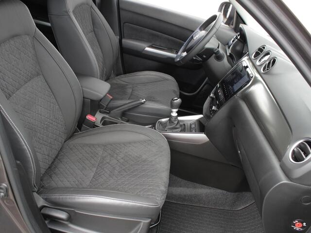 Suzuki VITARA 1.4 Boosterjet Style Smart Hybrid | ¤ 1850,- FRISSE START VOORDEEL! | Alle kleuren leverbaar!