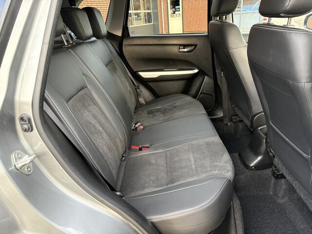 Suzuki VITARA 1.6 High Executive Automaat ( Navigatie, Adaptive Cruise Control, Panoramadak, Camera, Trekhaak) RIJKLAARPRIJS!