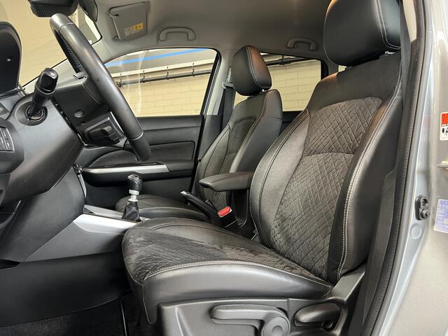 Suzuki VITARA 1.4 Boosterjet Style Smart Hybrid Navi | 17 " | Carplay | ACC | Blindspot | Stoelverwarming | 100% Suzuki Dealer onderhouden!
