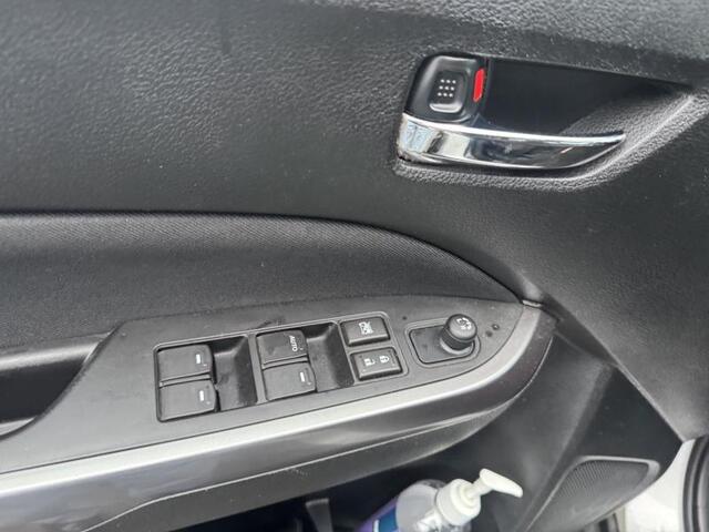 Suzuki VITARA 1.4 BOOSTERJET SELECT SMART HYBRID Adaptive Cruise | Dodehoeksensoren | Navi