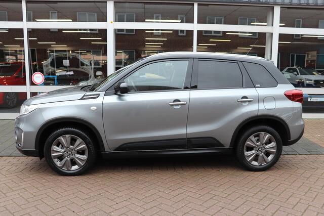 Suzuki VITARA 1.4 Boosterjet Select Navigatie, Camera achter.