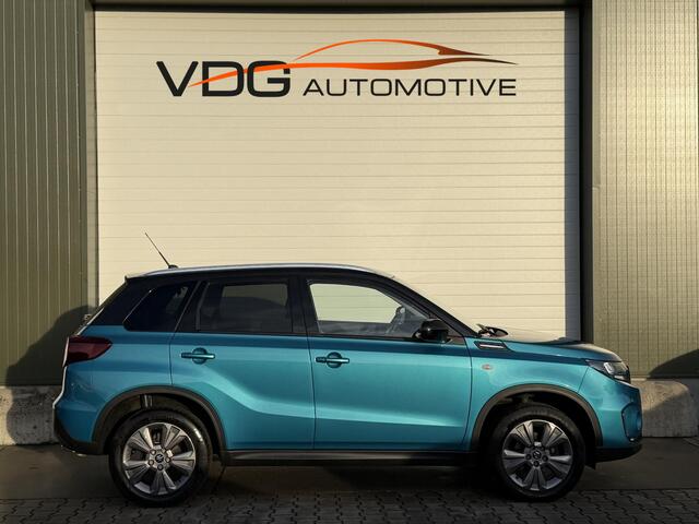 Suzuki VITARA 1.4 Boosterjet Select Smart Hybrid / Clima / Keyless / Navi / Carplay / Camera / Stoelverwarming / Two Tone