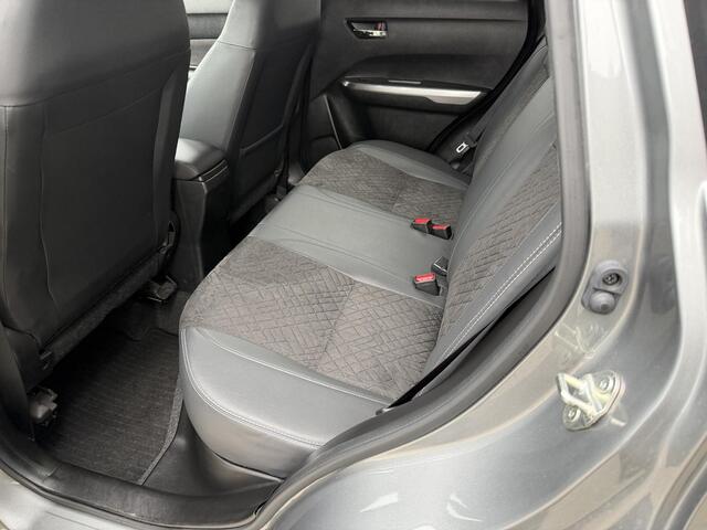 Suzuki VITARA 1.4 Boosterjet 129PK Style Smart Hybrid / Pano / Clima / Camera / Keyless / Alcantara / Adaptive Cruise / Two Tone / Stijl