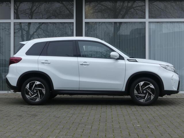 Suzuki VITARA 1.4 Boosterjet Style Smart Hybrid Dealer o.h, All Season Banden, Pano dak, Apple Carpl/Andr Auto