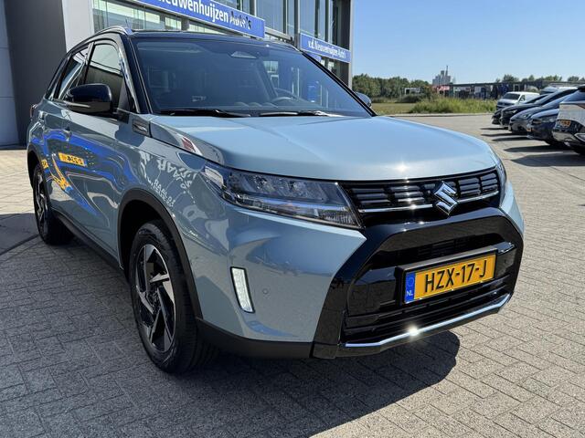 Suzuki VITARA 1.4 Boosterjet Style Hybrid Automaat Betreft een Demo. Direct leverbaar info: M.Safari 0492588976