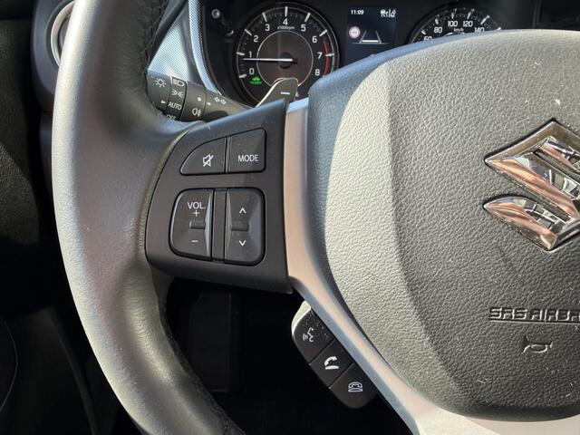 Suzuki VITARA 1.5 Hybrid Style | Panoramadak | All Seasons