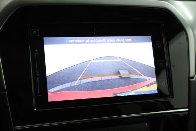 Suzuki VITARA 1.4 Boosterjet Style Smart Hybrid | Climate control | Cruise control| Camera | Stoelverwarming | Apple carplay, Android auto | Schuif/kanteldak |