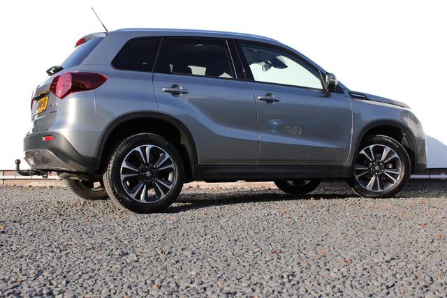 Suzuki VITARA 1.4 Boosterjet Style Smart Hybrid Trekhaak, Navi, Stijl Uitvoering!