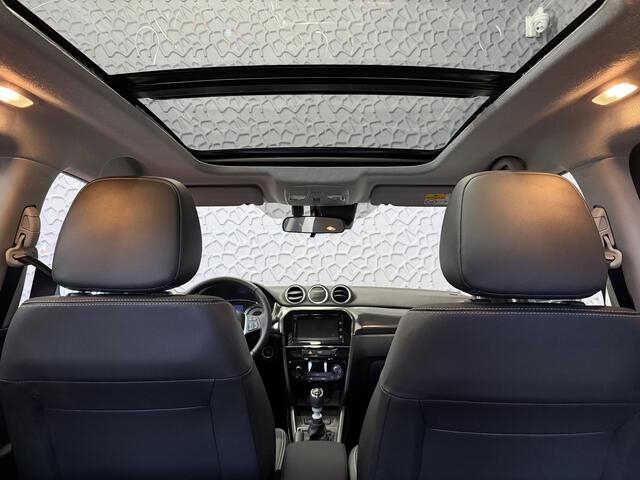 Suzuki VITARA 1.4 BOOSTERJET HYBRID SMART HYBRID STYLE PANORAMA SCHUIFDAK LEER CARPLAY NAVI CAMERA PDC STOELVERW.