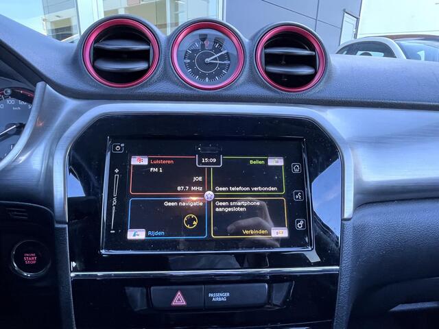 Suzuki VITARA 1.4 S Allgrip All-Season Banden / Climate Control / Stoelverwarming / Navigatie