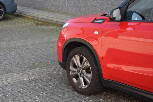 Suzuki VITARA 1.0 Boosterjet Select | Trekhaak | 1e eigenaar | NL-auto! |