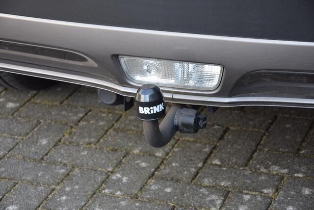 Suzuki VITARA 1.0 Boosterjet Select | Trekhaak | 1e eigenaar | NL-auto! |