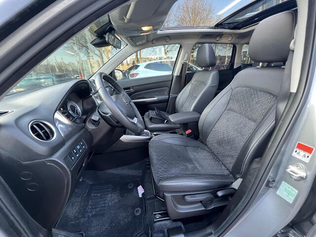 Suzuki VITARA 1.5 Hybrid AllGrip Automaat 115PK | Schuifkanteldak | Navigatie | Half leder | Adaptieve Cruise Control