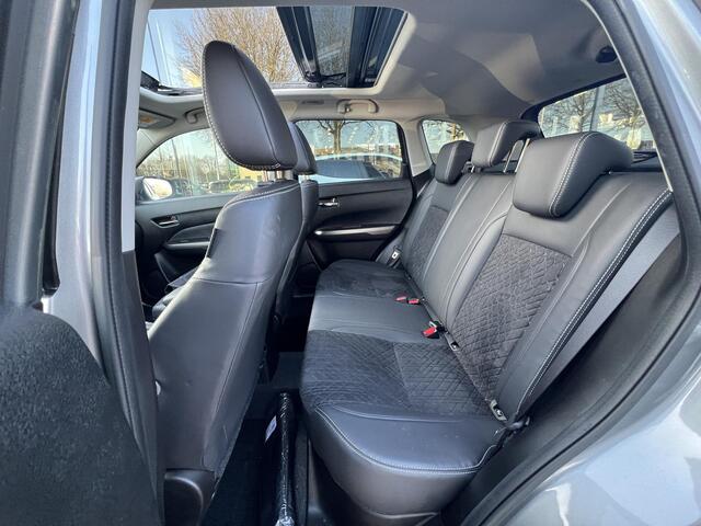 Suzuki VITARA 1.5 Hybrid AllGrip Automaat 115PK | Schuifkanteldak | Navigatie | Half leder | Adaptieve Cruise Control