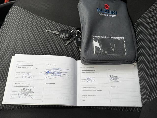 Suzuki VITARA 1.4 Boosterjet Select Smart Hybrid | Nieuw Binnen | Navigatie | Climate Control | Trekhaak | APK 06-01-2028 |