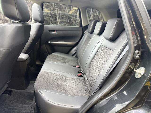 Suzuki VITARA 1.4 Boosterjet Style Smart Hybrid / PANO / WINTERPAKKET