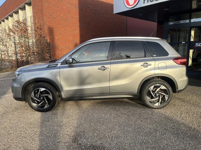 Suzuki VITARA 1.4 Boosterjet AllGrip Stijl // ADAPT. CRUISE // SCHUIF-KANTELDAK // CAMERA // STOELVERWARMING // KEYLESS // NAVI //