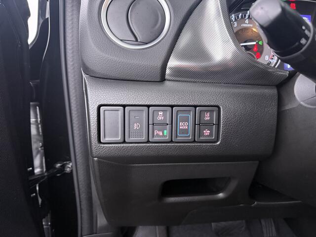 Suzuki VITARA 1.5 Hybrid Style | Automaat | Apple Carplay / Android Auto (Navigatie) | Parkeersensoren rondom | Lederen bekleding | Keyless Entry |