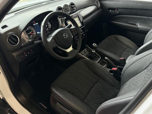 Suzuki VITARA 1.4 BOOSTERJET HYBRID STYLE PANORAMA SCHUIFDAK LEER CARPLAY NAVI CAMERA PDC STOELVERW.