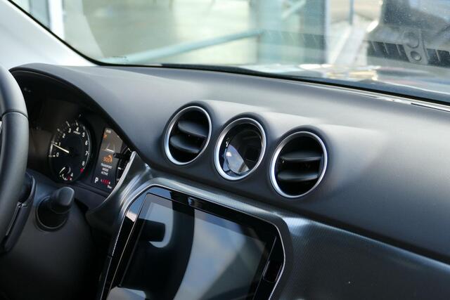 Suzuki VITARA 1.4 Boosterjet Smart Hybrid Style | Voorraad auto | Snel rijden | Foto's ter illustratie |