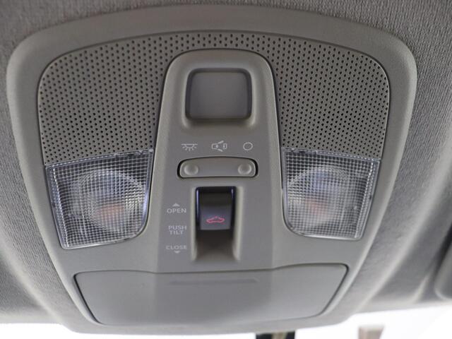 Suzuki VITARA 1.6 High Executive | Navigatie| Panoramadak| Cruise Control |TREKHAAK 1200 kg | Stoelverwarming