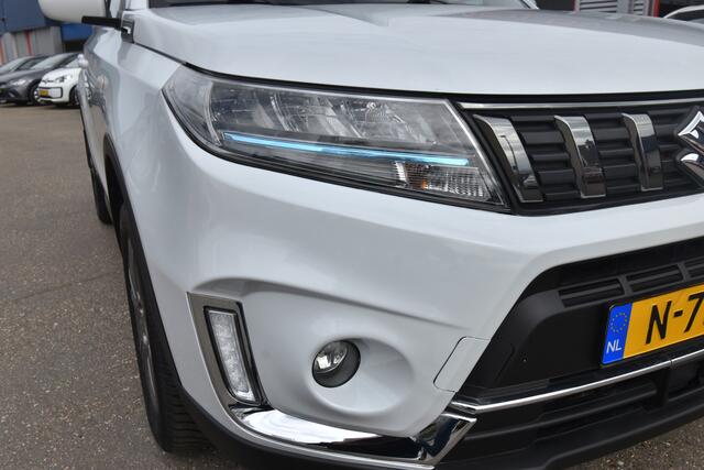 Suzuki VITARA 1.4 Boosterjet Select Smart Hybrid AllGrip , TREKHAAK , A UITRIJ CAM , CLIMATR , NAVI , CR CONTR , LMV 17 ,