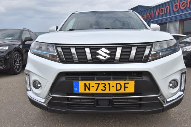 Suzuki VITARA 1.4 Boosterjet Select Smart Hybrid AllGrip , TREKHAAK , A UITRIJ CAM , CLIMATR , NAVI , CR CONTR , LMV 17 ,