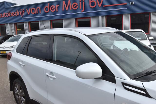 Suzuki VITARA 1.4 Boosterjet Select Smart Hybrid AllGrip , TREKHAAK , A UITRIJ CAM , CLIMATR , NAVI , CR CONTR , LMV 17 ,