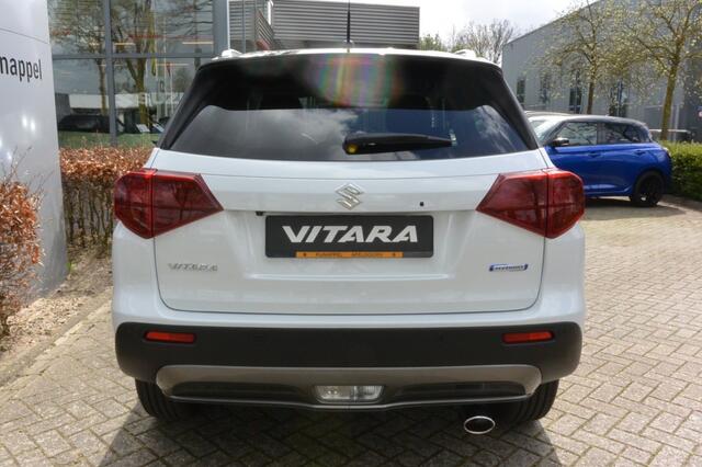 Suzuki VITARA 1.4 Style Smart Hybrid Two-tone/Navigatie/Cruise control