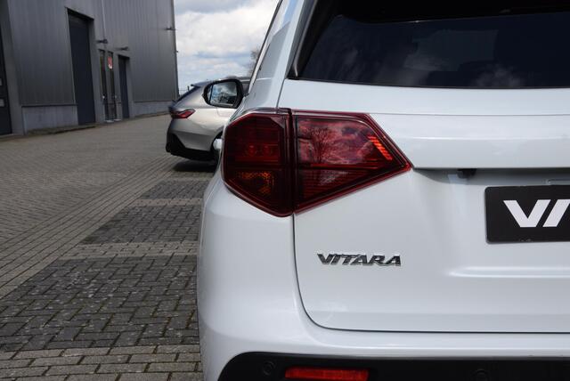 Suzuki VITARA 1.4 Boosterjet Style Smart Hybrid | tot 10 jaar fabrieksgarantie | Apple caplay/android | leder/suede bekleding |