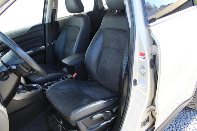 Suzuki VITARA 1.4 Boosterjet Style Smart Hybrid Automaat, Trekhaak, Dealeronderhouden auto