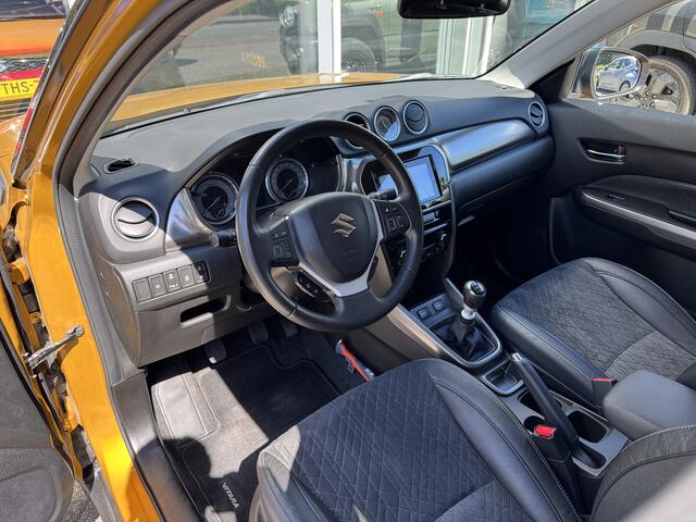 Suzuki VITARA 1.4 Boosterjet Stijl * Trekhaak * Achteruitrijcamera * Stoelverwarming *