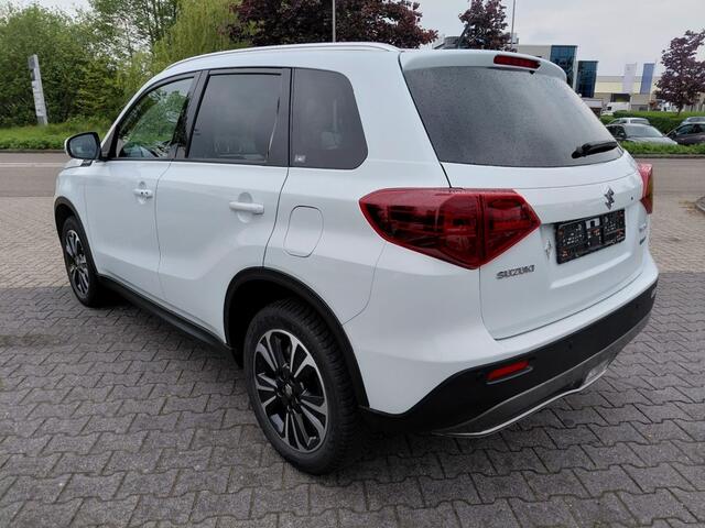 Suzuki VITARA 1.5 HYBRID STYLE A/T PANO CARPLAY 360 CAMERA ADD. CRUISE
