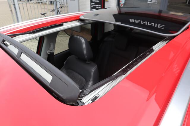 Suzuki VITARA 1.4 BoosterJet Style Hybrid | Panoramadak | Carplay | All Season