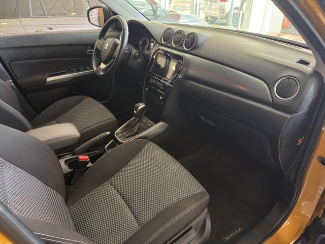 Suzuki VITARA 1.5 Hybrid Select Automaat ( weinig kilometer, zeer compleet )